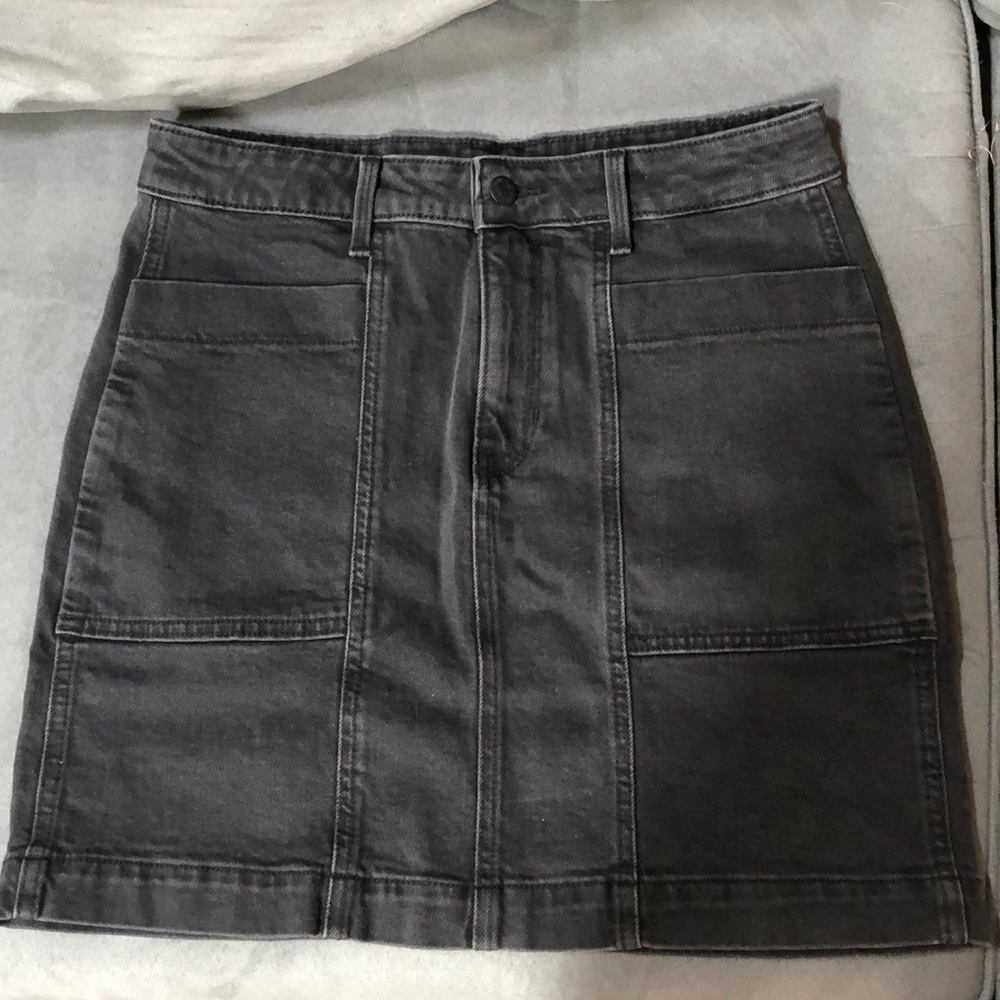 Old navy black skirt